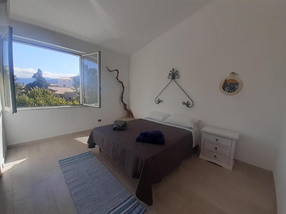 Bed And Breakfast Murales Orgosolo Εξωτερικό φωτογραφία