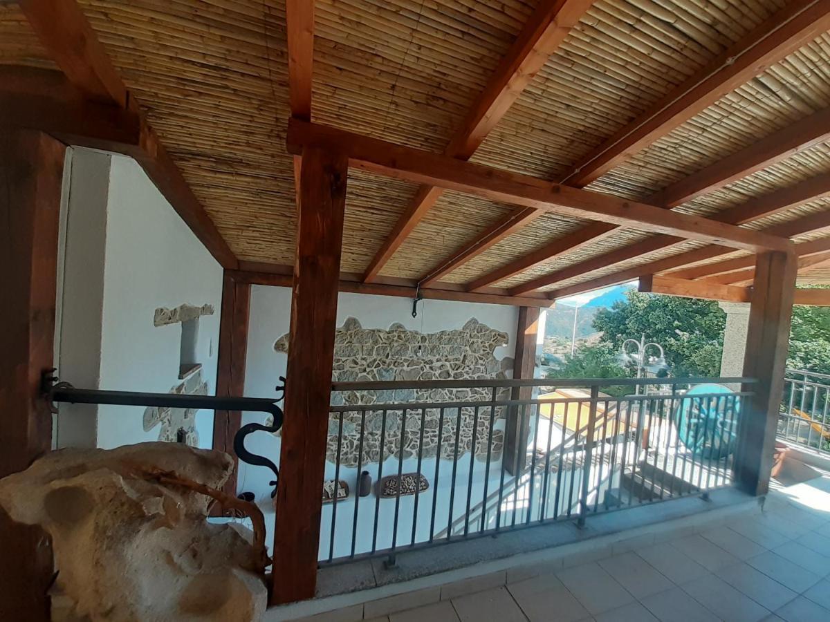 Bed And Breakfast Murales Orgosolo Εξωτερικό φωτογραφία