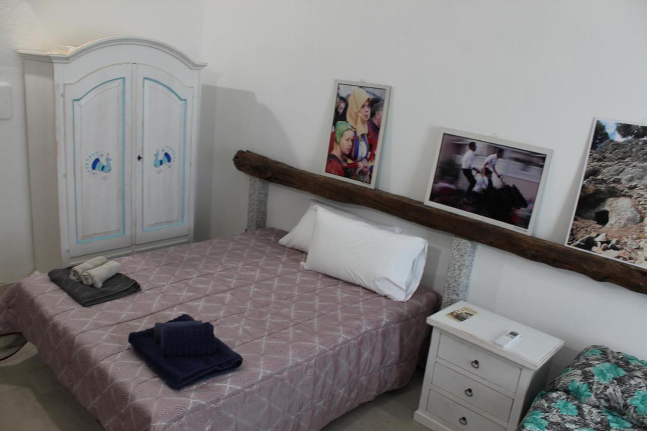 Bed And Breakfast Murales Orgosolo Εξωτερικό φωτογραφία