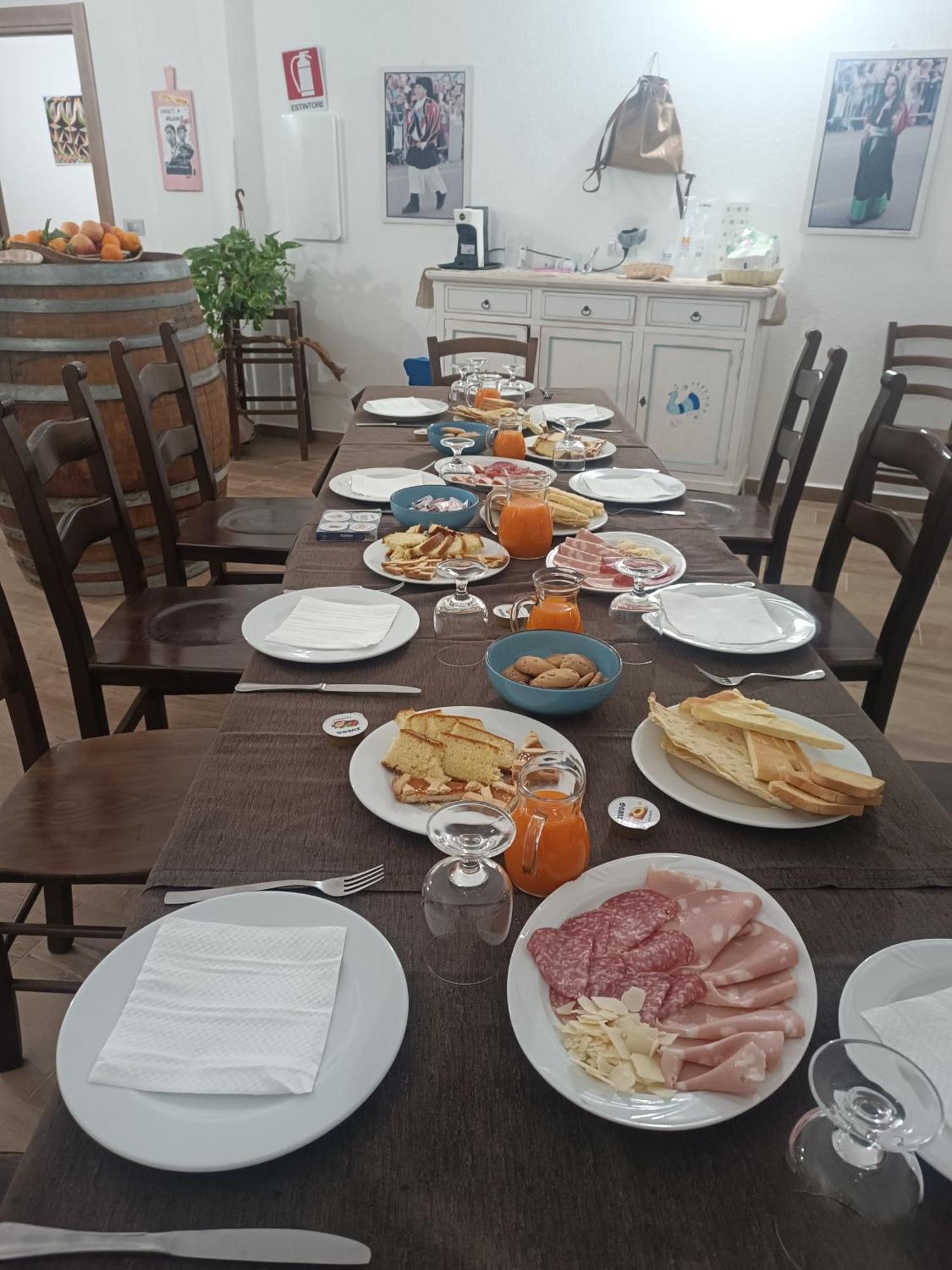 Bed And Breakfast Murales Orgosolo Εξωτερικό φωτογραφία